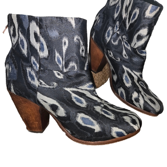 Rag & Bone Blue and Brown Ankle Boots with Stacked Heel - Picture 1 of 4